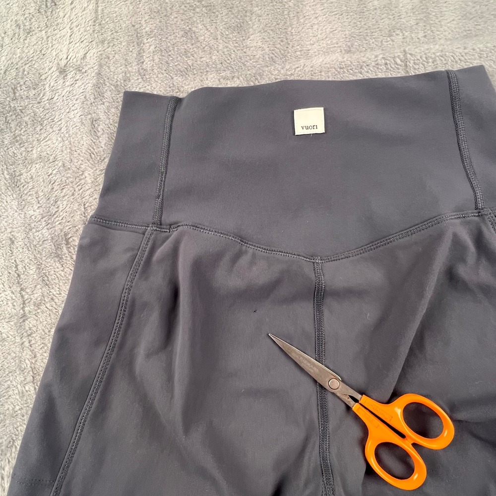 Vuori Leggings Womens XS Gray Studio Pocket High Rise VW446 Athletic Yoga FLAW!! - Picture 6 of 12